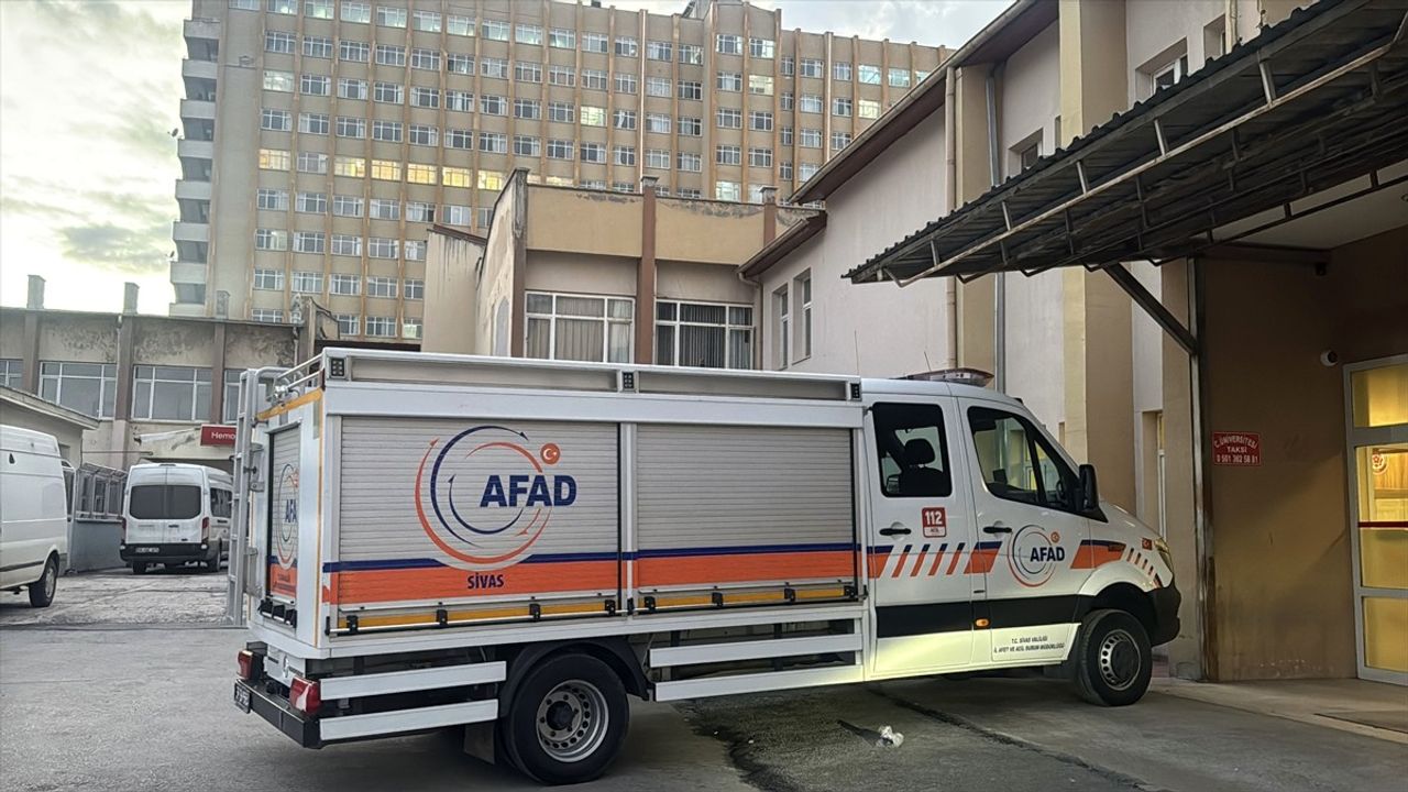 Sivas'taki Hastane Patlamasına AFAD Müdahale Etti