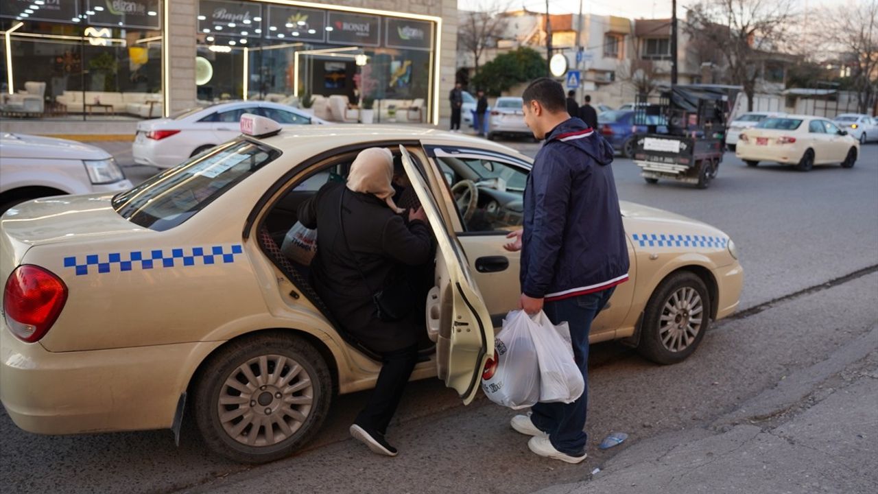 Süleymaniyeli Taksici Gazze'deki Ateşkesi Kutluyor