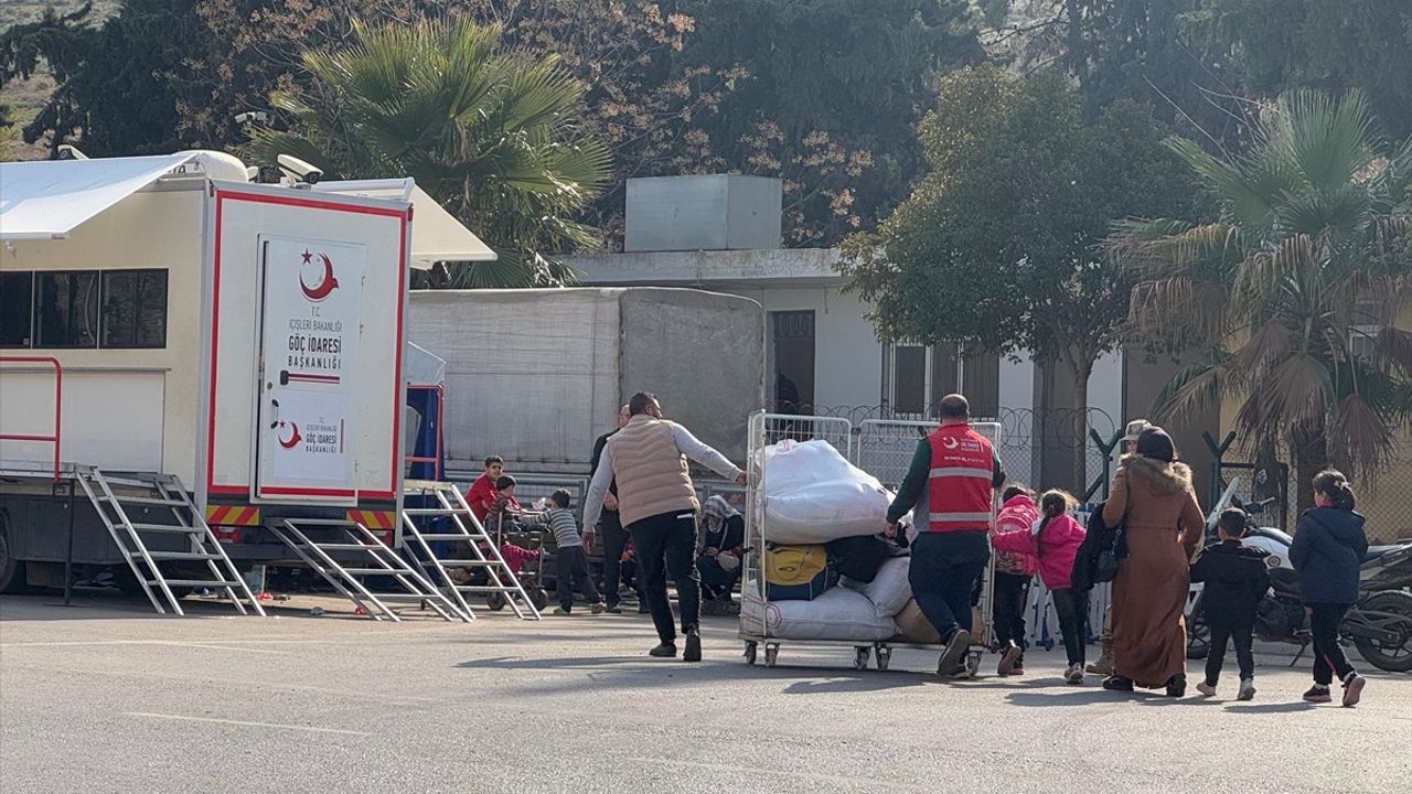 Suriyelilerin Hatay'dan Ülkesine Dönüşü Devam Ediyor