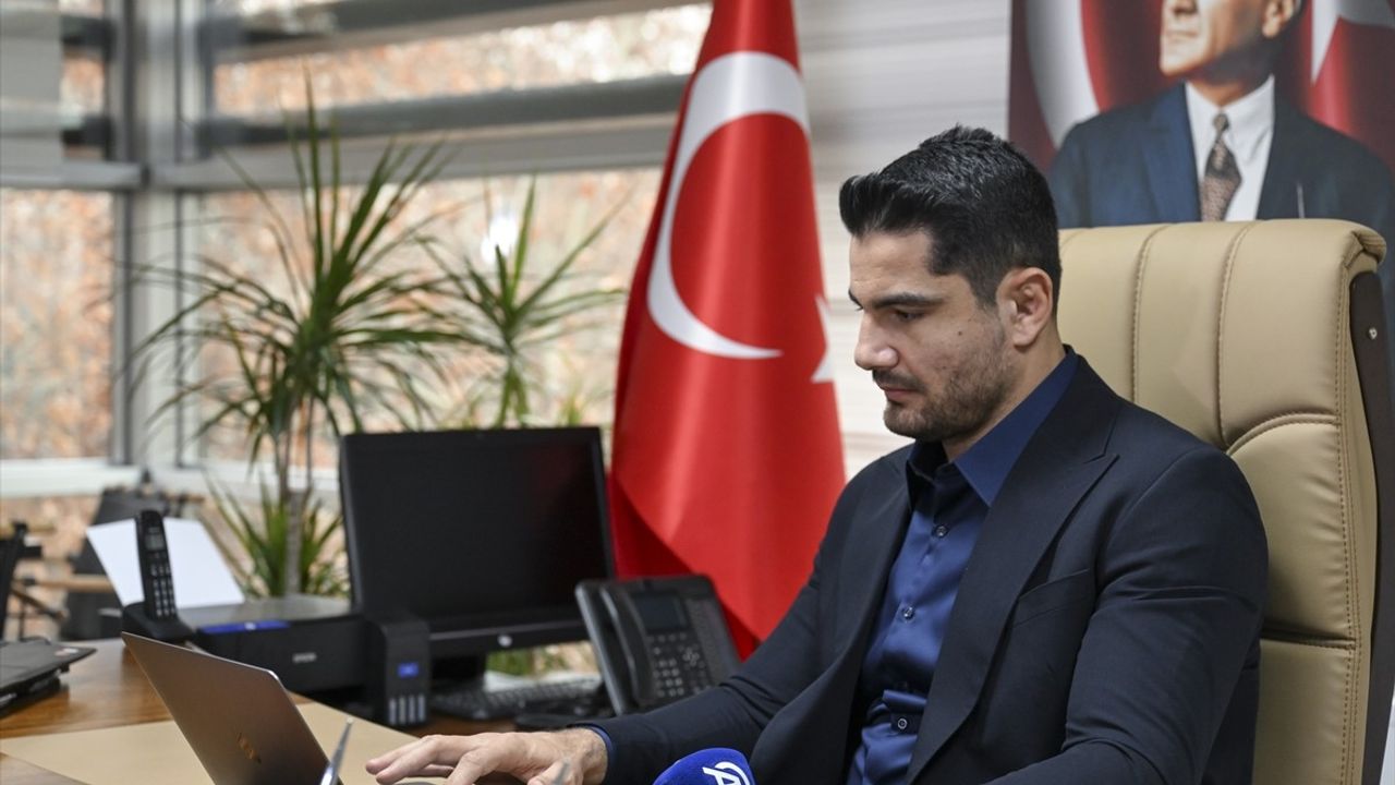 Taha Akgül, Yılın Kareleri Oylamasında Söz Sahibi Oldu