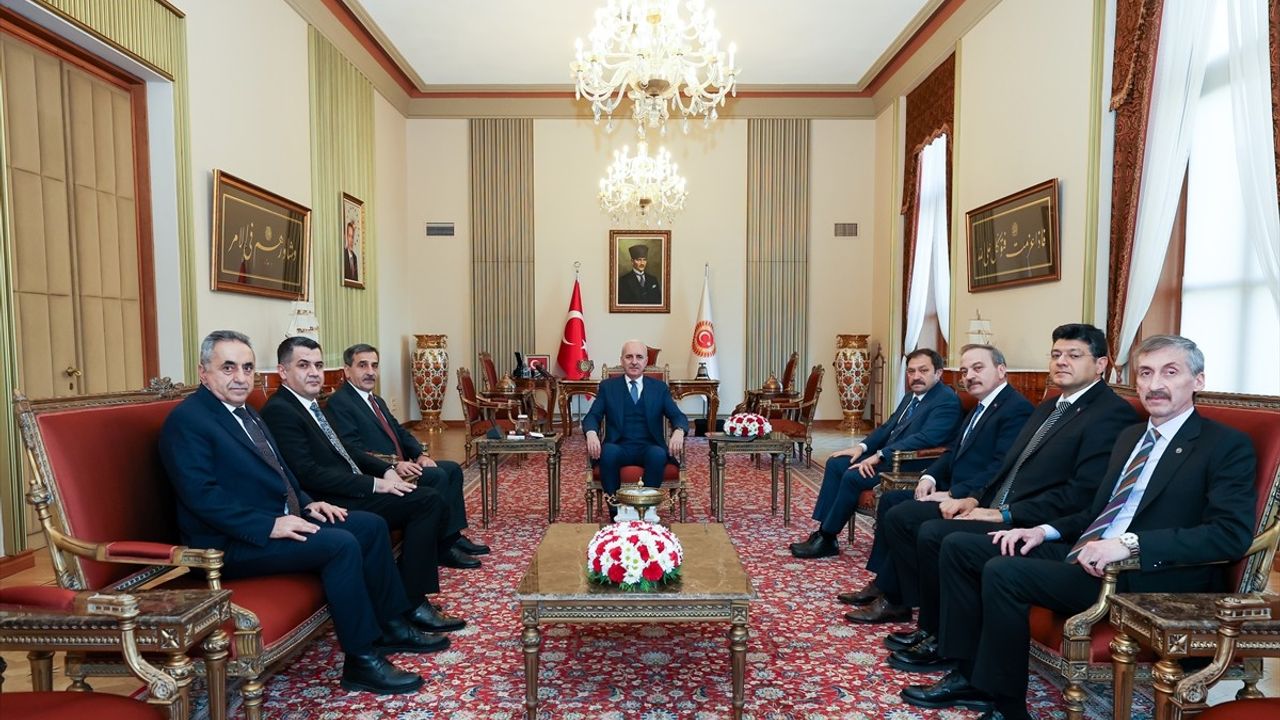 TBMM Başkanı Kurtulmuş, Kamu-Sen Genel Başkanı Kahveci'yi Ağırladı