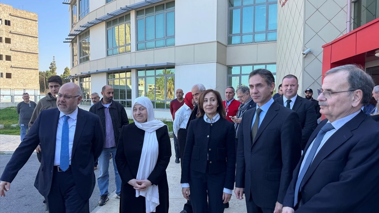 TİKA'dan Lübnan'daki Türk Hastanesine Ambulans Desteği