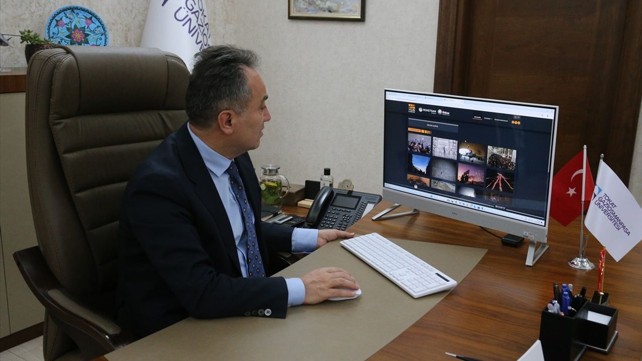 TOGÜ Rektörü Prof. Dr. Yılmaz, AA'nın Ödüllü Oylamasına Katıldı