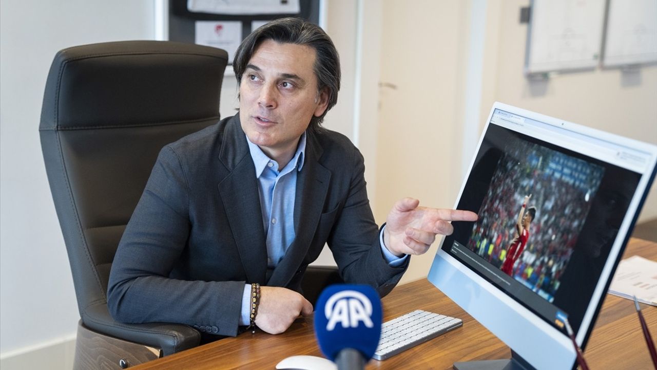 Vincenzo Montella, Yılın Kareleri Oylamasına Katıldı