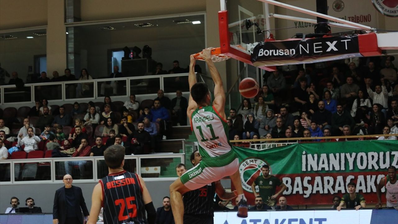 Yalovaspor Basketbol, Manisa Basket'i Zorlasa da 79-74 ile Galip Geldi