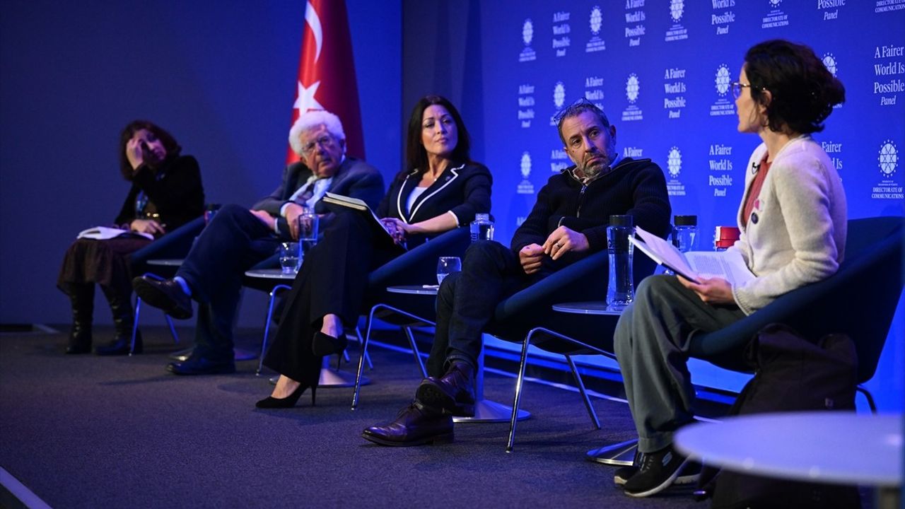 Adil Bir Dünya İçin Panel: Türkiye'nin Vizyonu ve Küresel Eleştiriler