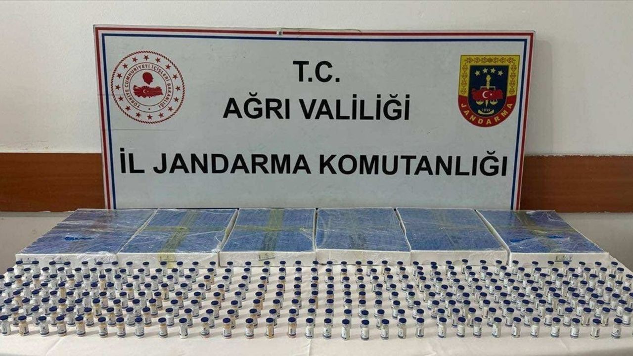 Ağrı'da Yabancı Uyruklu Kişinin Valizinden 4 Bin 20 Vücut Geliştirme İlacı Çıktı