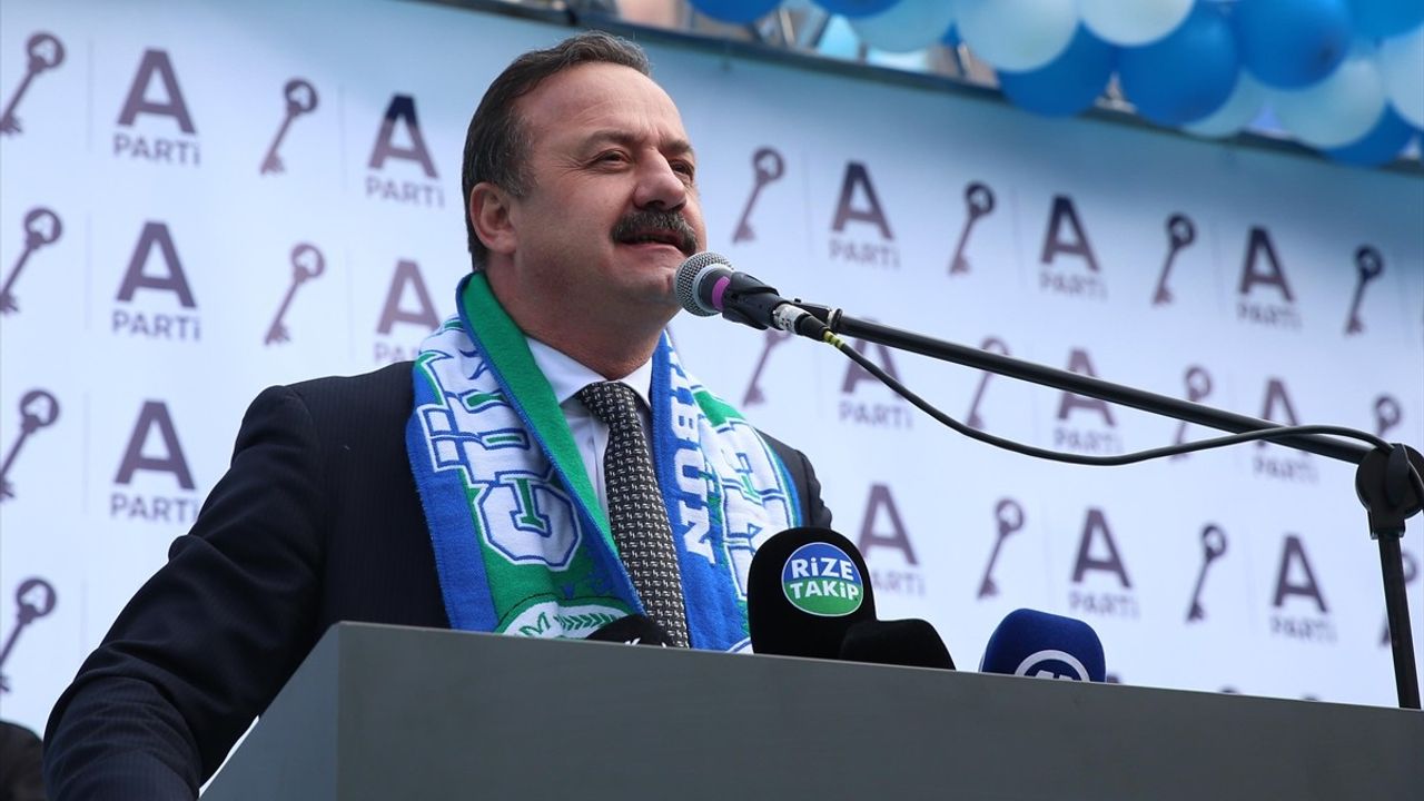 Anahtar Parti Genel Başkanı Ağıralioğlu Rize'de Konuştu