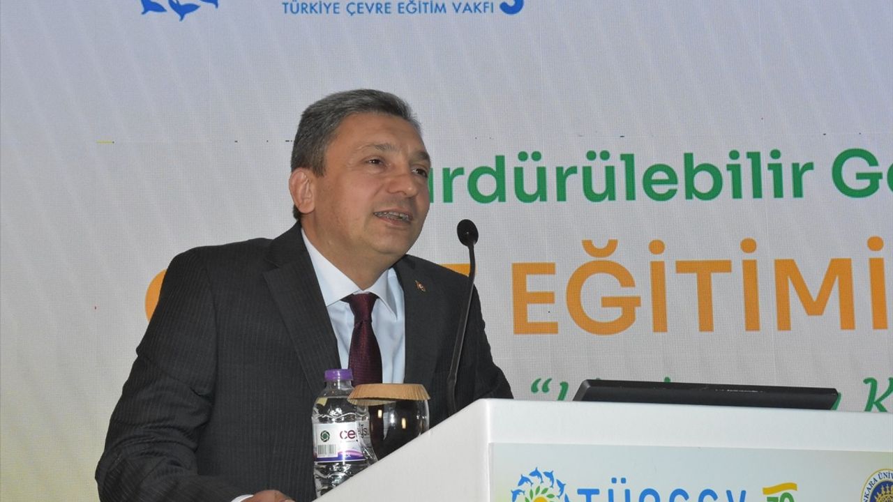 Antalya'da 'Sürdürülebilir Gelecek İçin Çevre Eğitimi Kongresi' Başladı