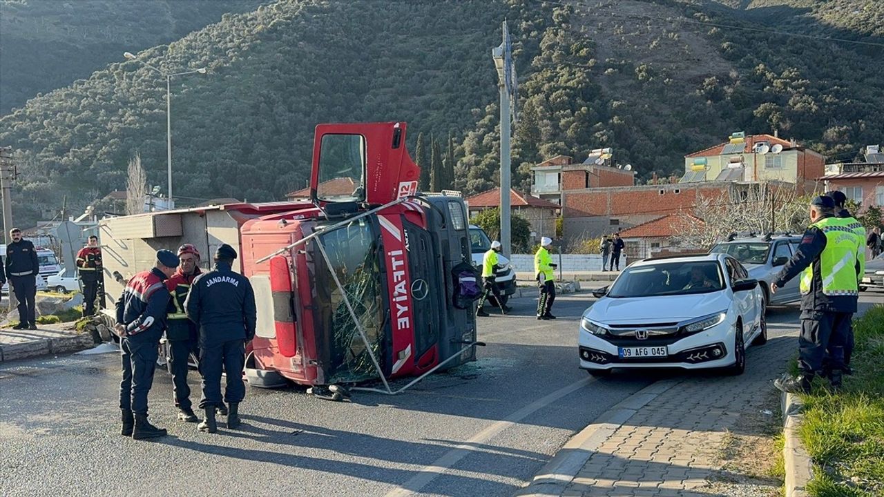 Aydın'da İtfaiye Aracı Devrildi, Üç Personel Yaralandı