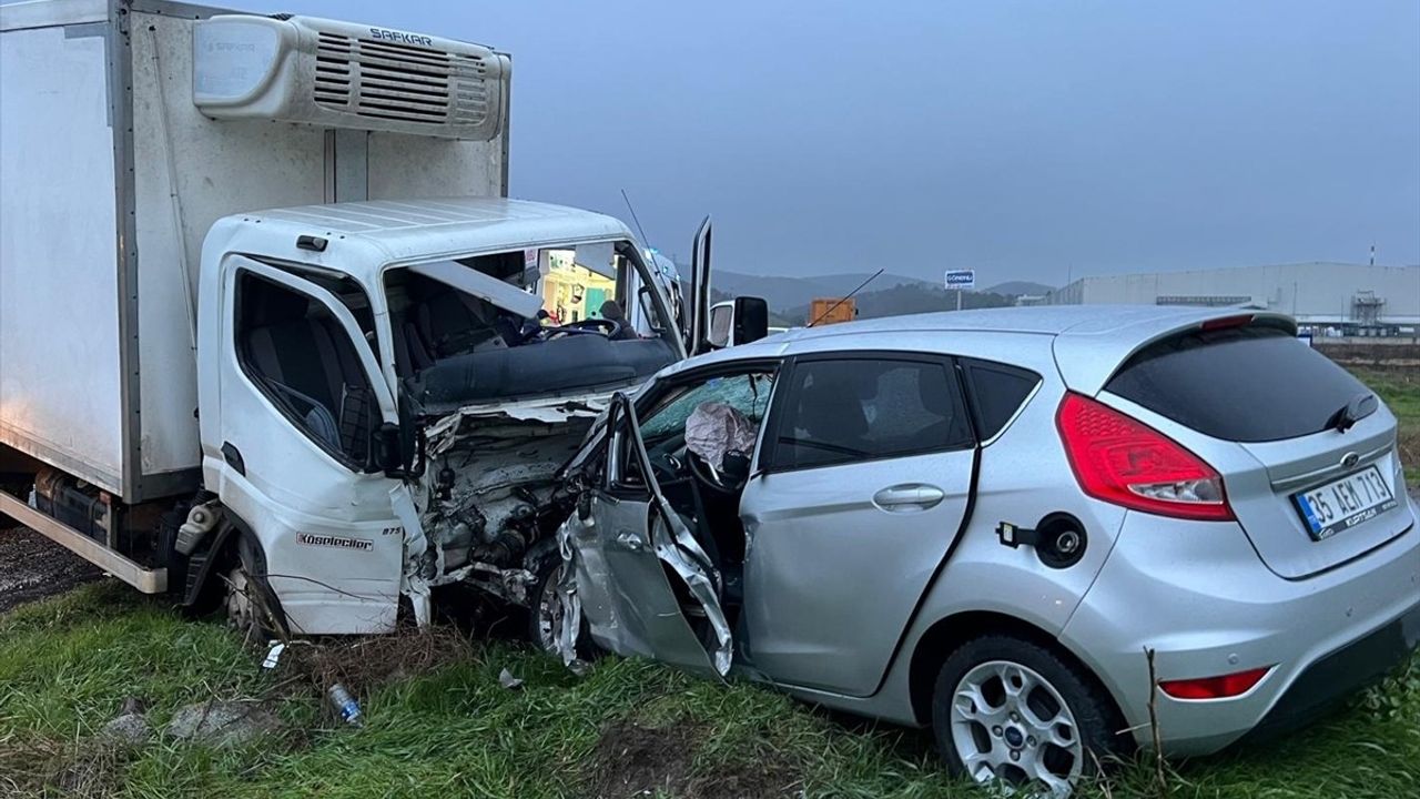 Balıkesir'deki Trafik Kazasında Bir Kişi Hayatını Kaybetti