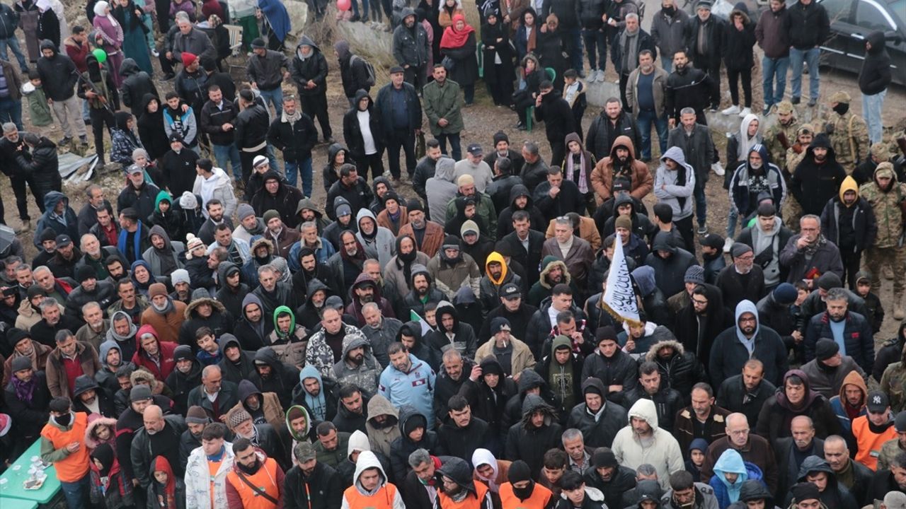 Bayırbucaklı Türkmenler Köylerine Döndü