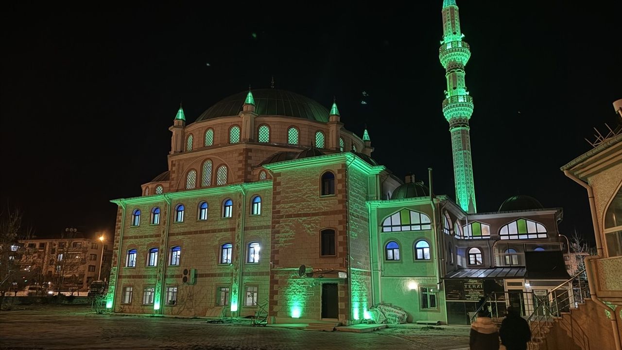 Berat Kandili Coşkusu: Konya, Aksaray, Karaman ve Afyonkarahisar'da Etkinlikler Düzenlendi