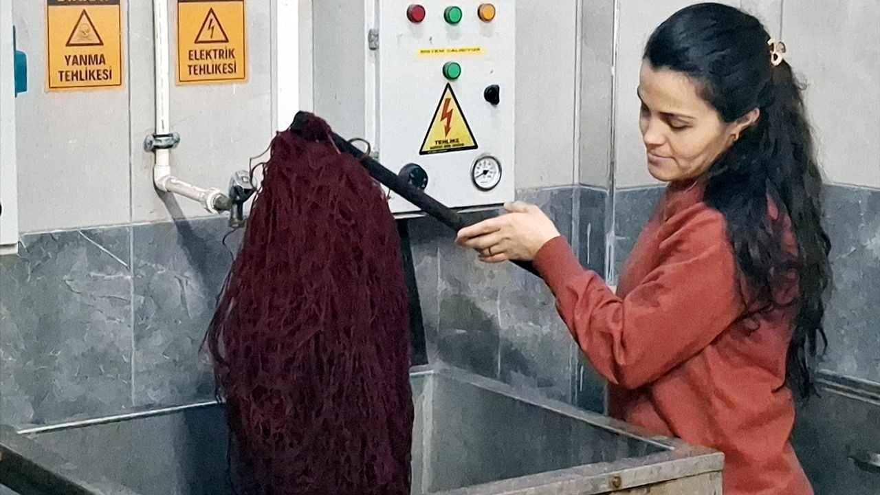 Beypazarı HEM'de Geleneksel Kilim Üretimi