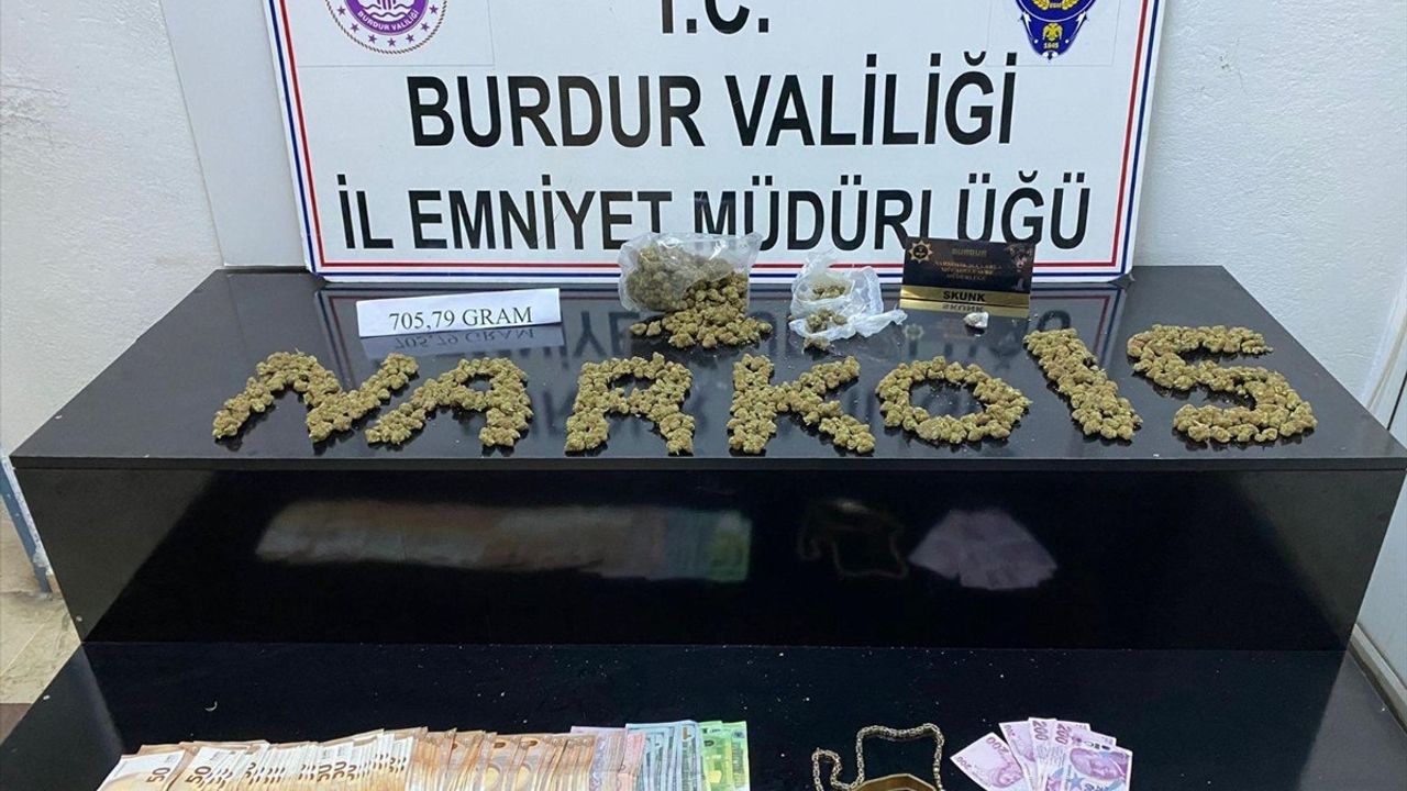 Burdur'daki Uyuşturucu Operasyonu: Zanlı Tutuklandı