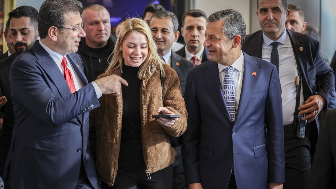 CHP Genel Başkanı Özgür Özel, Yerel Yönetimlerle Buluştu