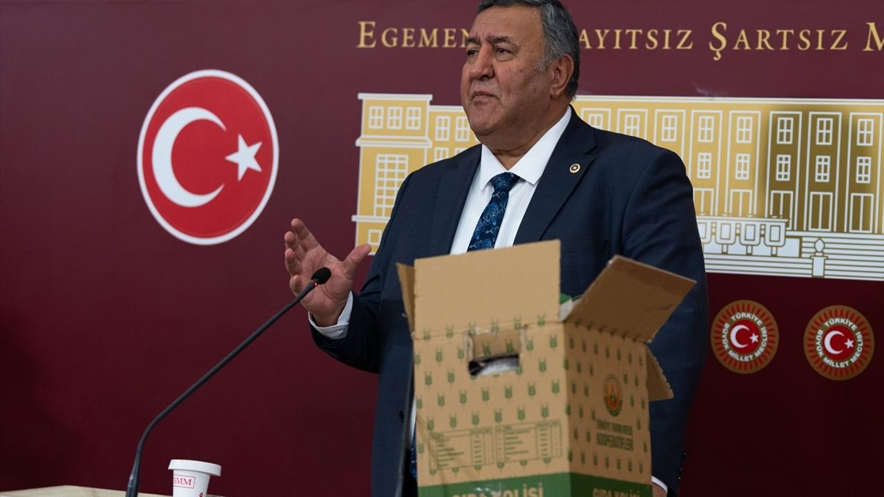 CHP'li Gürer'den Ramazan'da Gıda Kolisi Yardımı Çağrısı