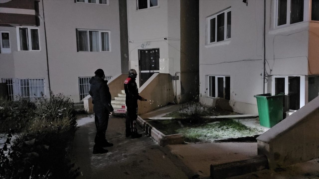 Çorum'da Cezaevi Firarisi Havalandırma Boşluğunda Yakalandı