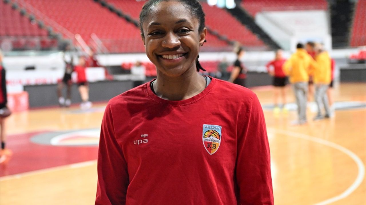 Crystal Dangerfield Kayseri Basketbol'u Şampiyonluğa Taşıyor