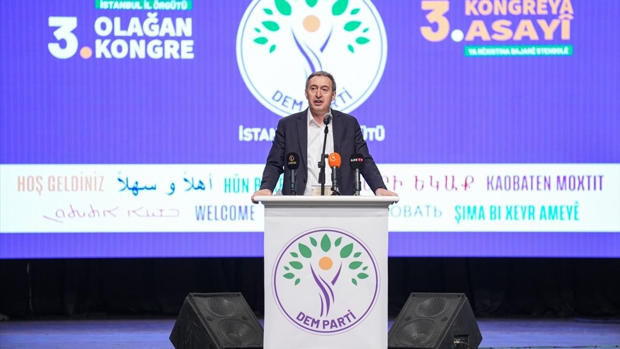 DEM Parti İstanbul Kongresi'nde Tuncer Bakırhan'dan Siyasi Mesajlar