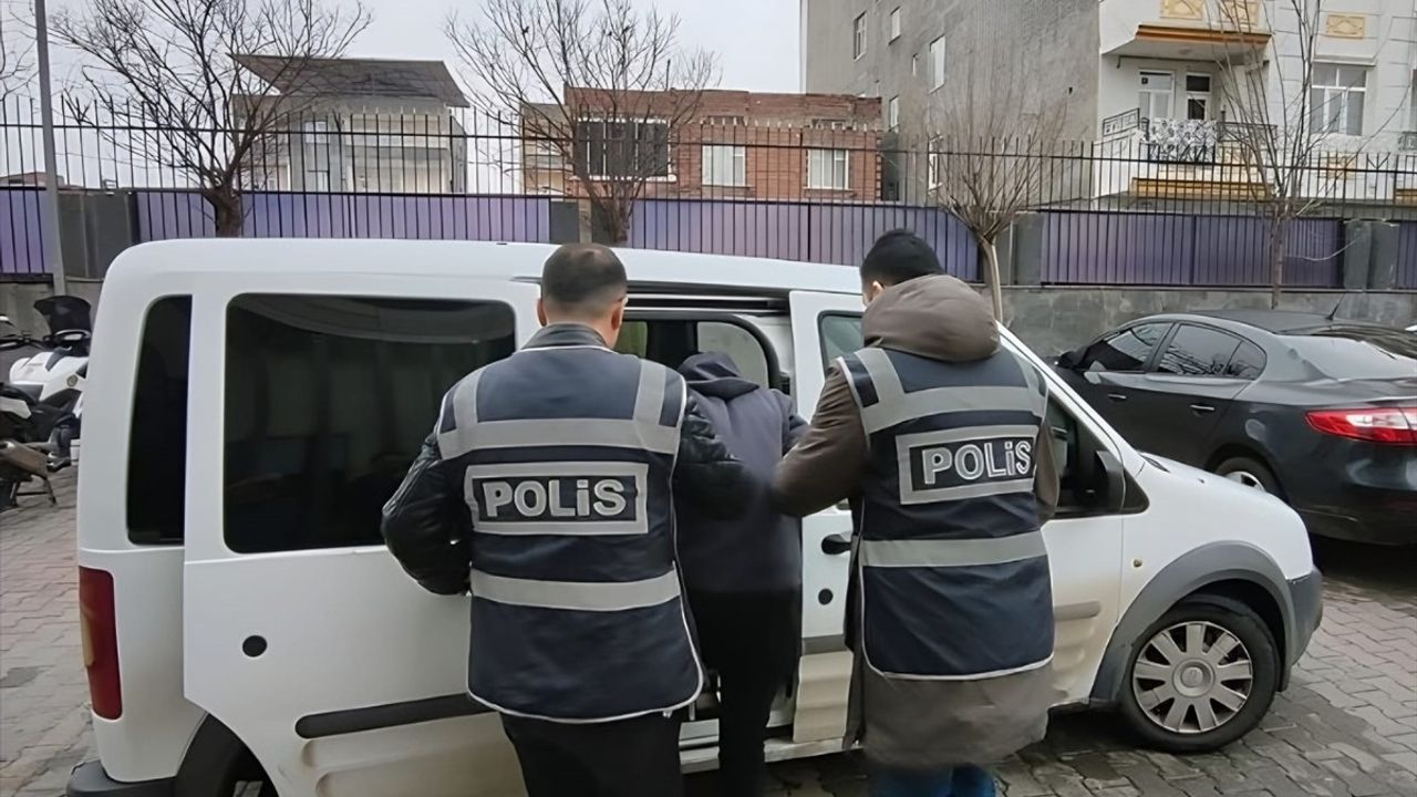 Diyarbakır'da Hırsızlık Yapan Şüpheli Kadın Kılığına Girdi