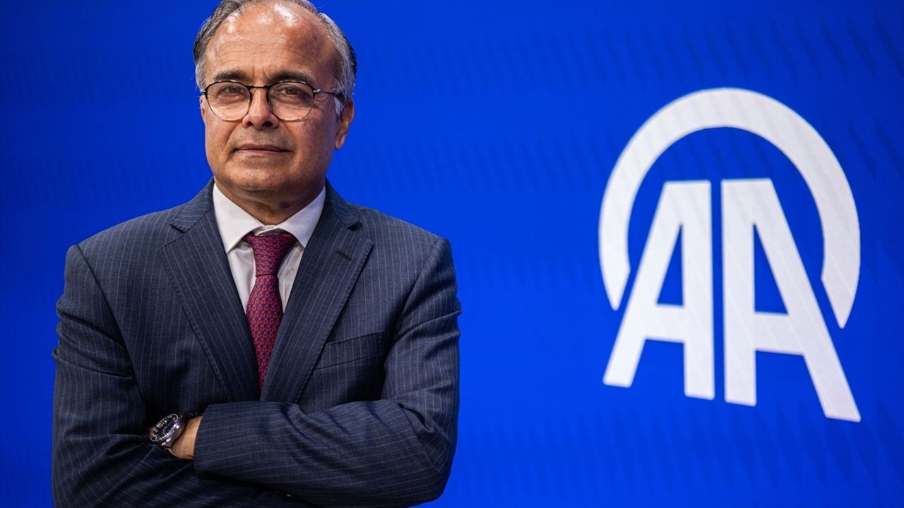 Ekonomik İşbirliği Teşkilatı Genel Sekreteri Khan'dan Türkiye'ye Övgü