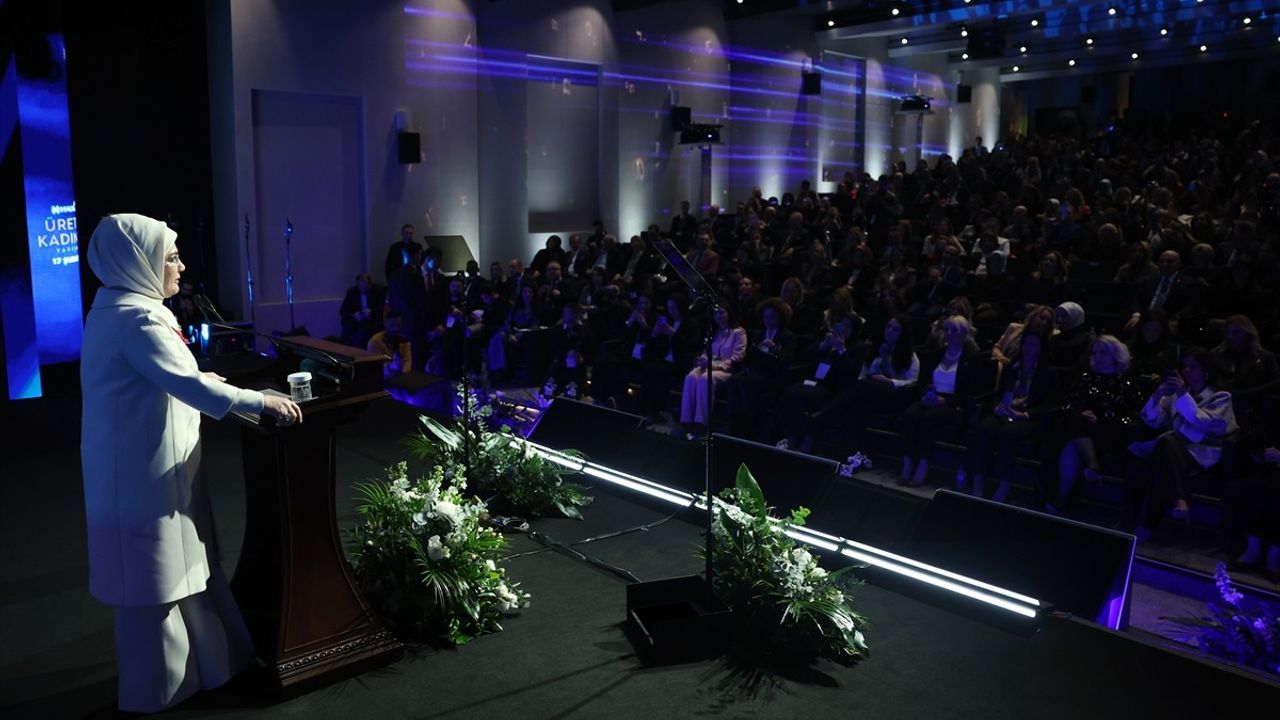 Emine Erdoğan, Kadın Girişimciliğini Destekleyen Ödül Töreninde Konuştu