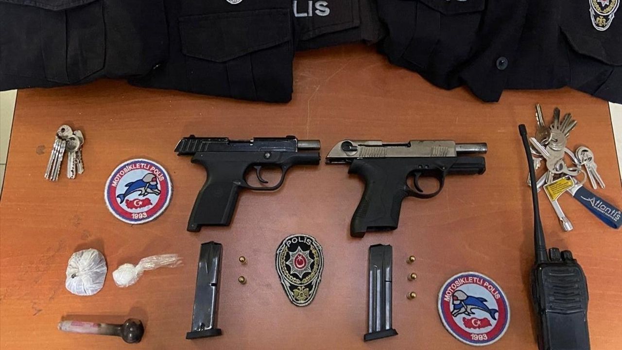 Esenyurt'ta Asayiş Uygulaması: 12 Şüpheli Gözaltına Alındı