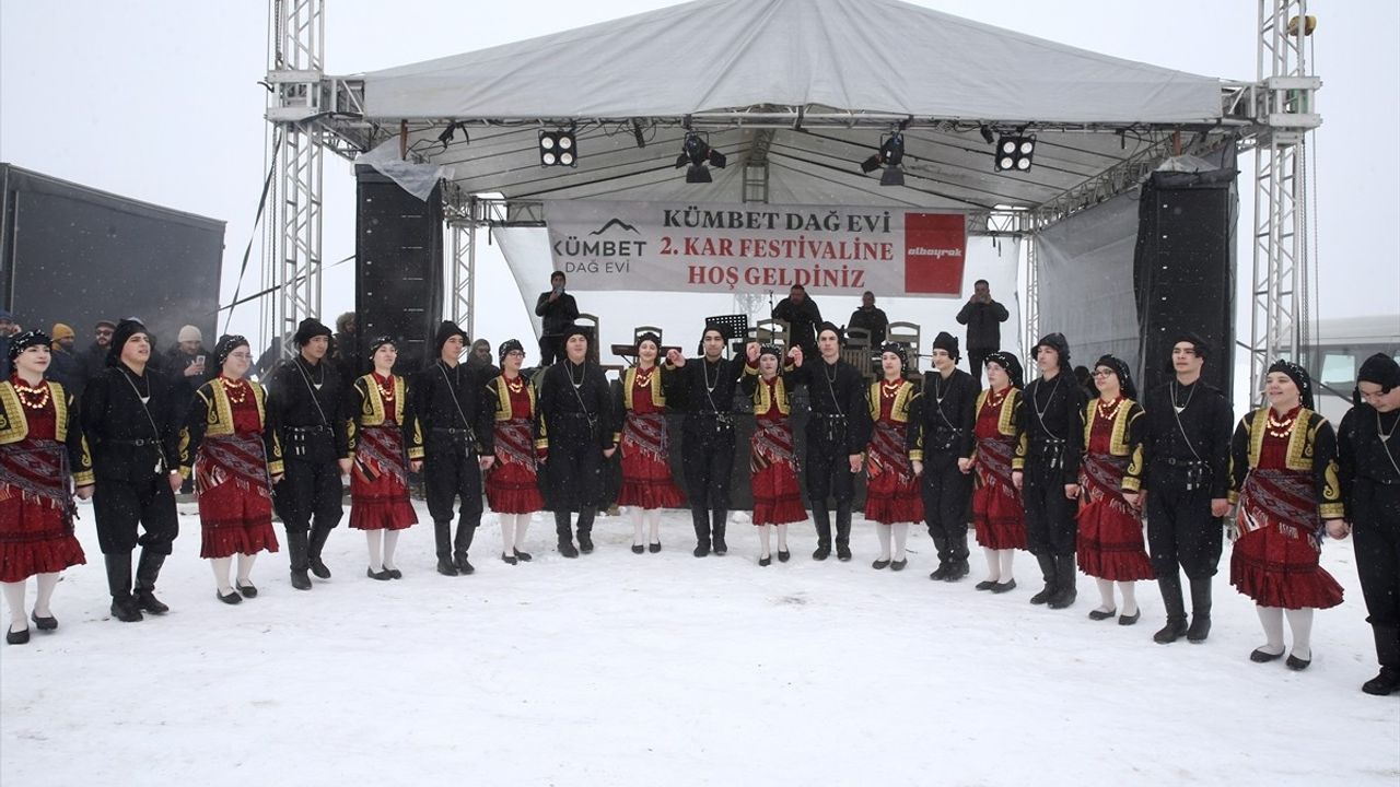 Giresun'da Kar Festivali Coşkusu