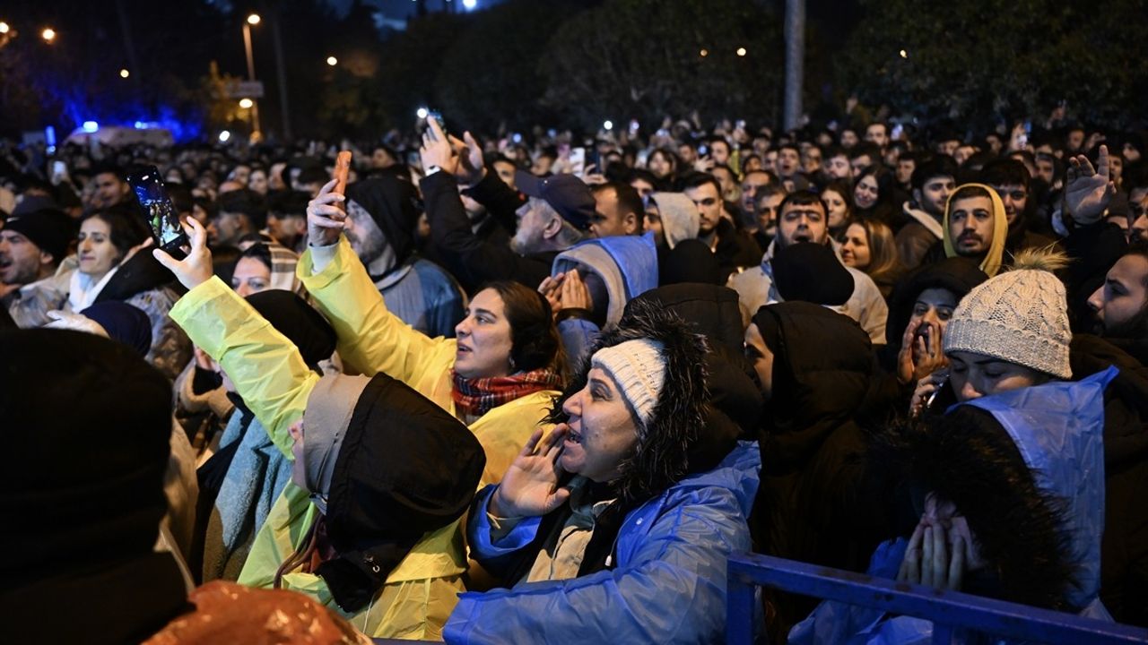 Hatay'da Depremde Hayatını Kaybedenler Anıldı