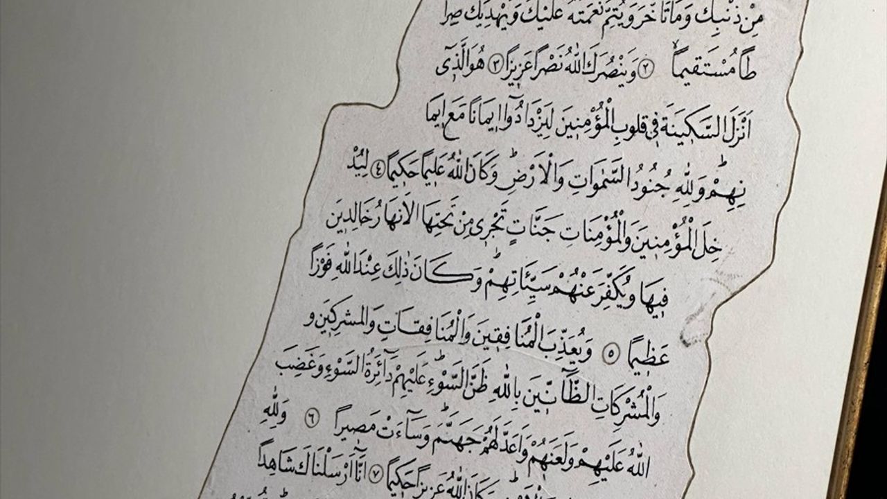 Hattat Elif Karadaş'tan Gazze'ye Destek Eseri