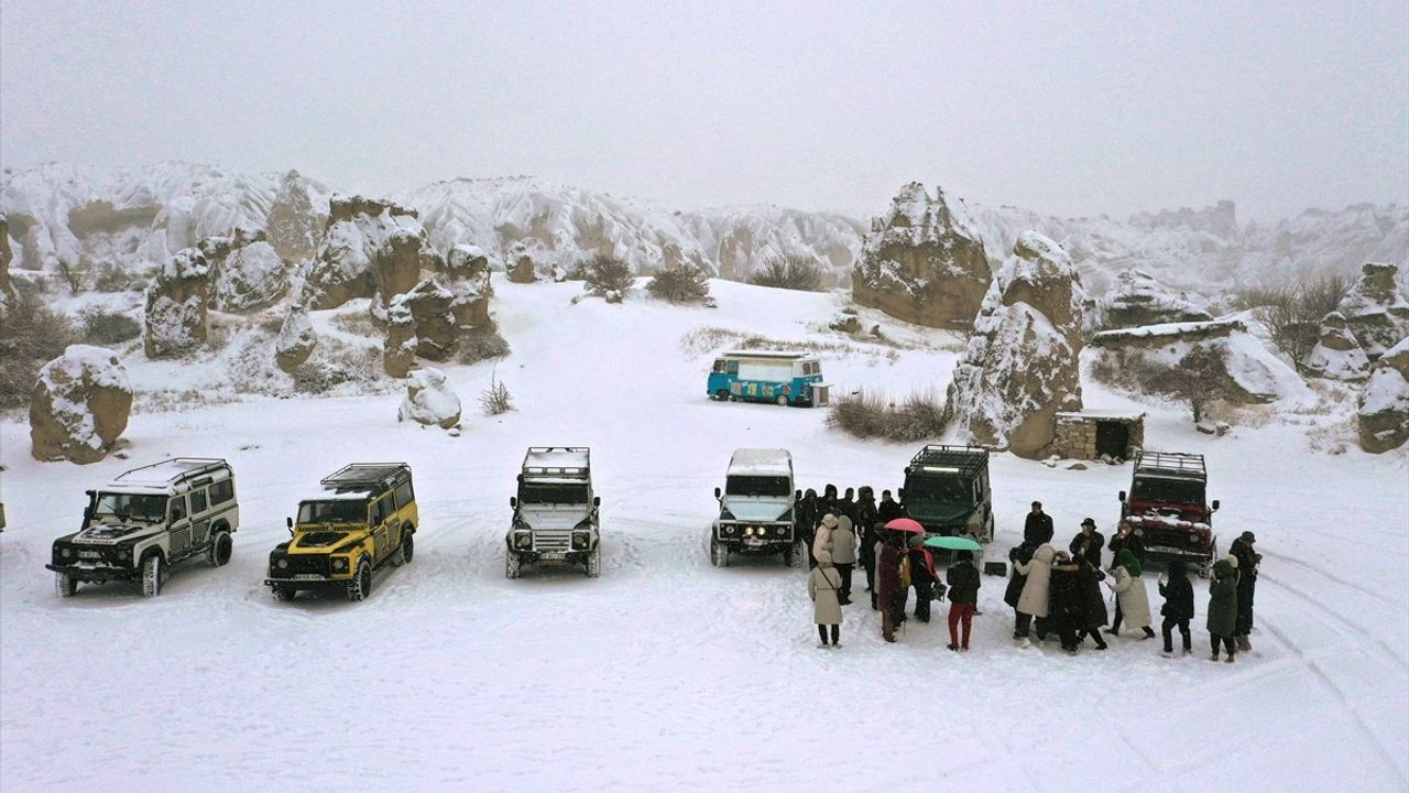 Kapadokya Karla Büyülendi