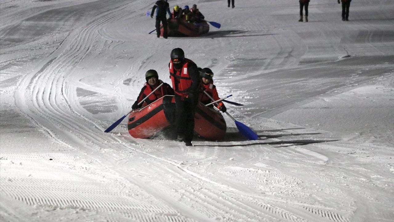 Karda Rafting Yarışı Erzurum'da Gerçekleştirildi