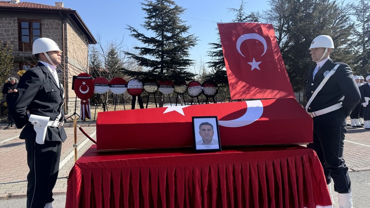 Kayseri'de Şehit Polis Memuru İçin Tören Düzenlendi