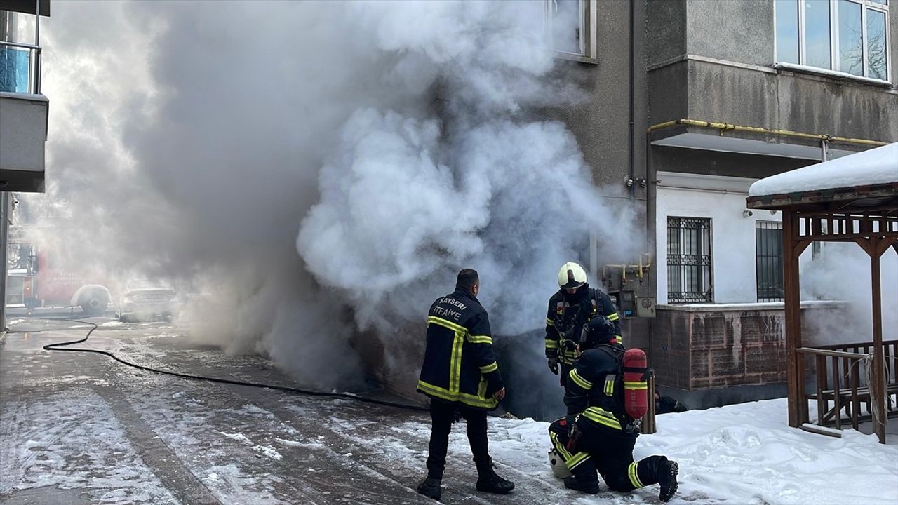 Kayseri'de Yangın Zamanında Fark Edildi