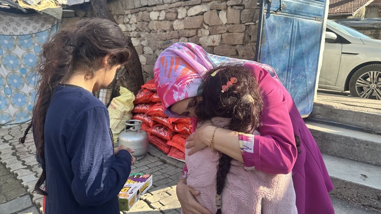 Koruyucu Aile Yanında Büyüyen Aslı Kuş'un Hayırseverlik Hikayesi