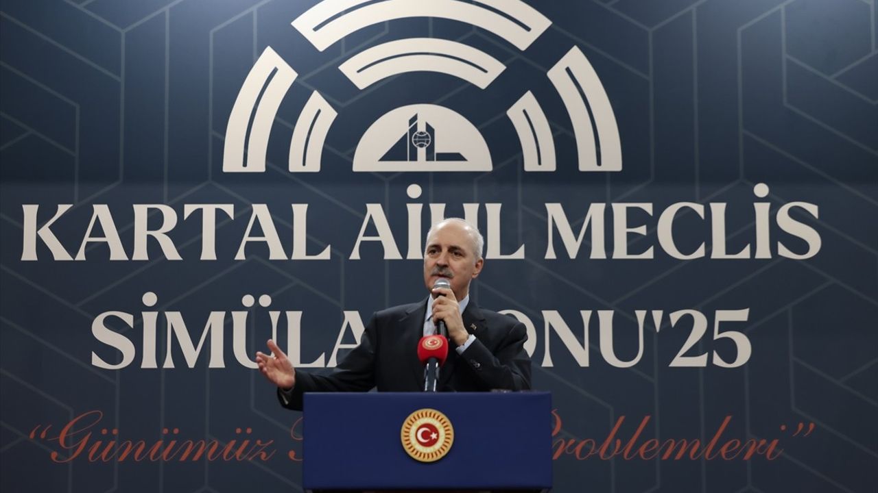 Kurtulmuş'tan Sivil Demokrasi Vurgusu