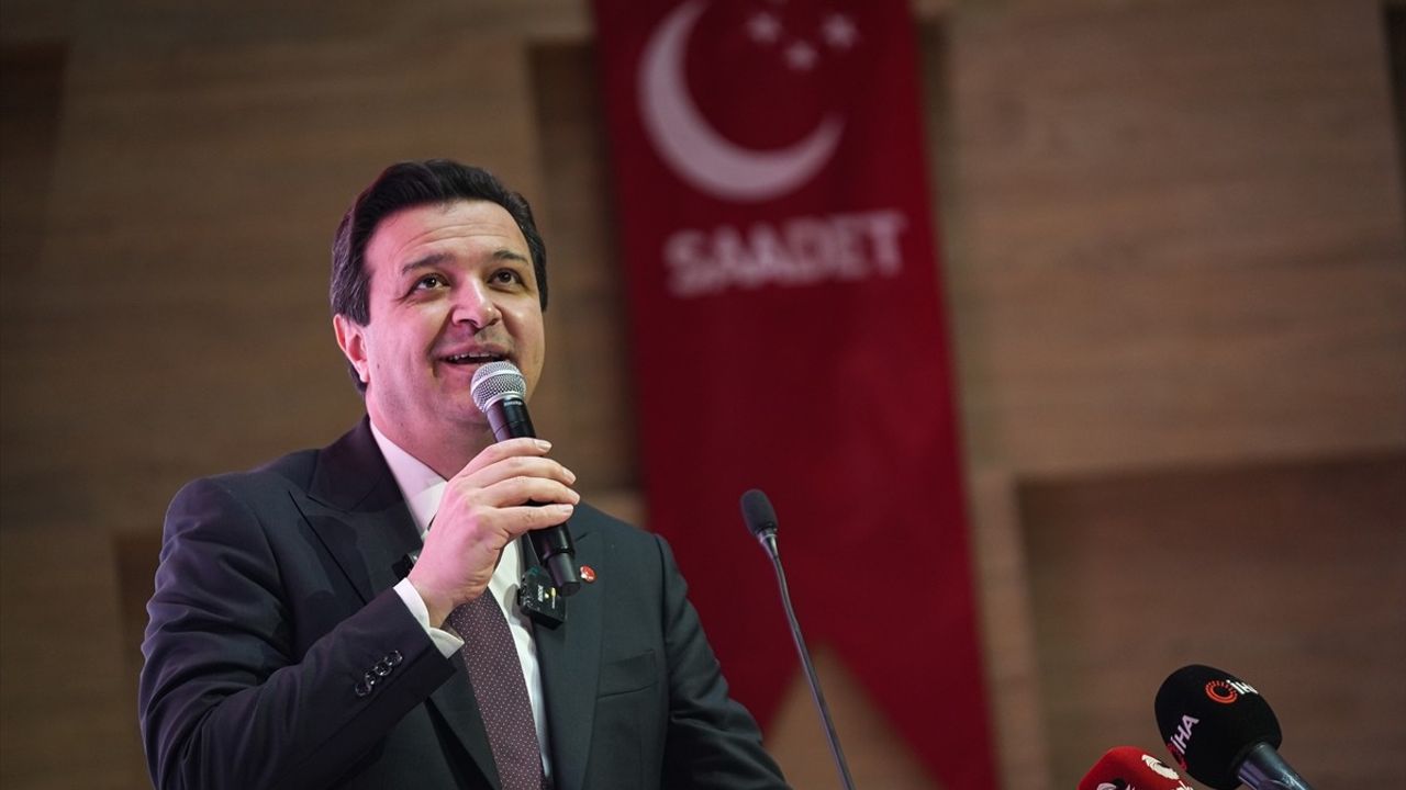 Mahmut Arıkan İzmir'de Saadet 5.0'ı Duyurdu