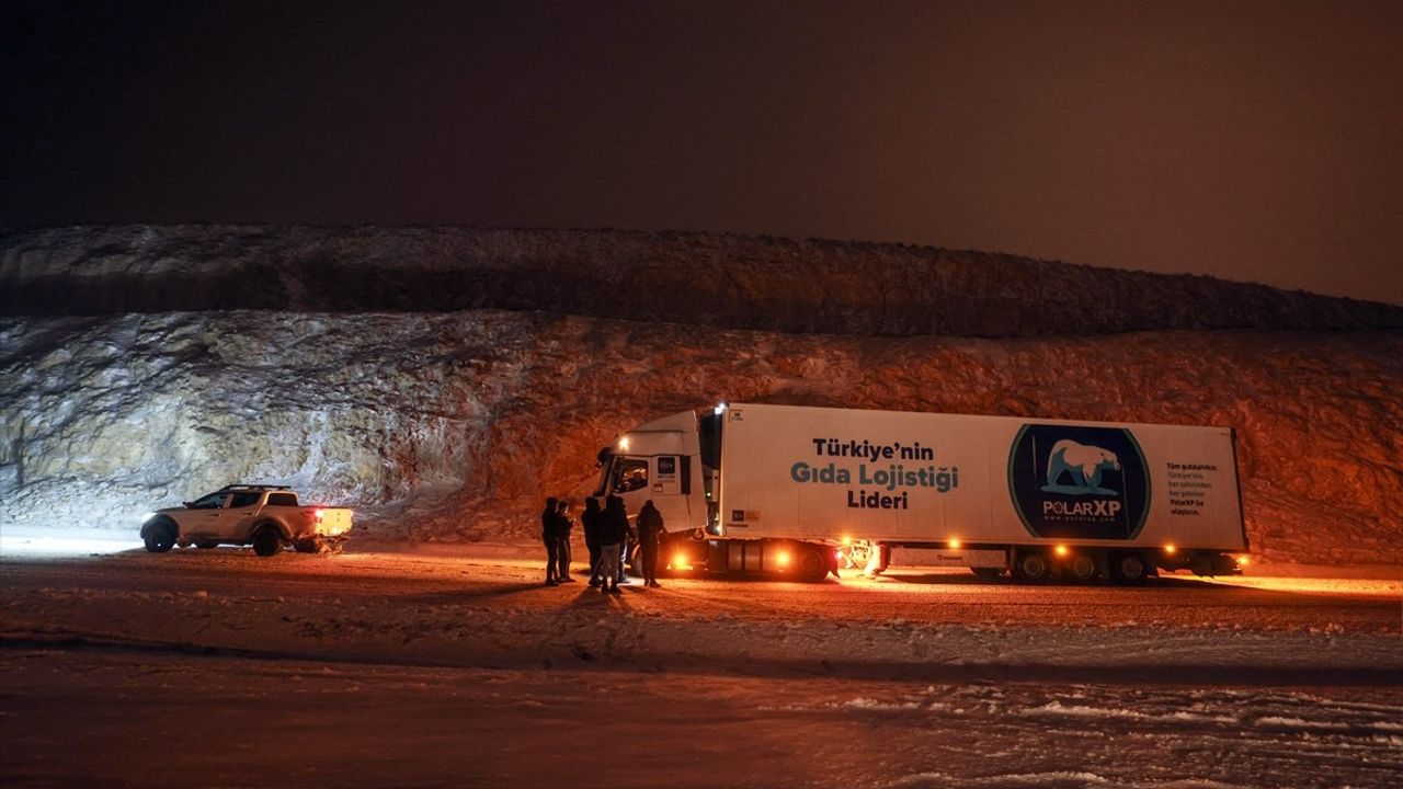 Malatya-Kayseri Kara Yolu Kar Sebebiyle Kapandı