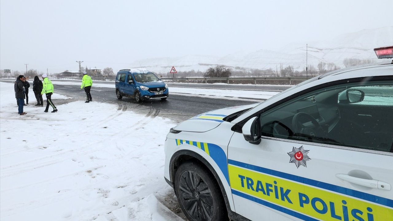 Malatya-Kayseri Kara Yolu Kara Kış Nedeniyle Kapandı