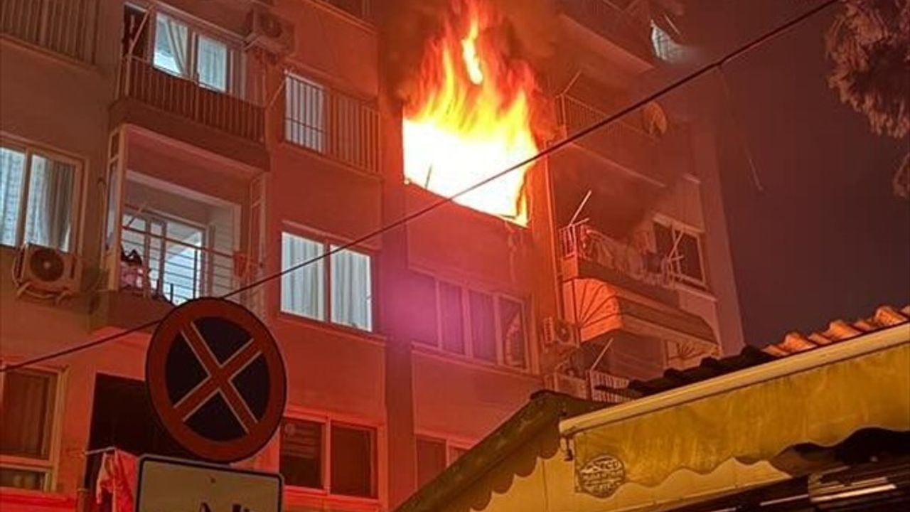 Mersin'de Ev Yangını: 1 Kişi Hayatını Kaybetti