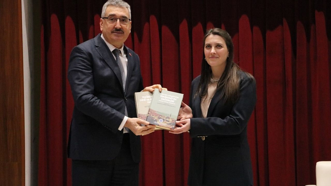 Milli Teknoloji Hamlesi ve Paradigma Dönüşümü Konferansı Tekirdağ'da Gerçekleşti