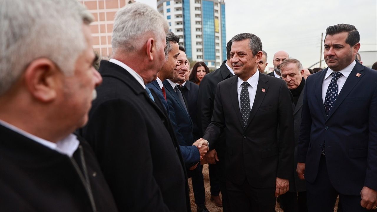 Özgür Özel'den Hatay'da Deprem ve Sığınmacı Konularında Önemli Açıklamalar