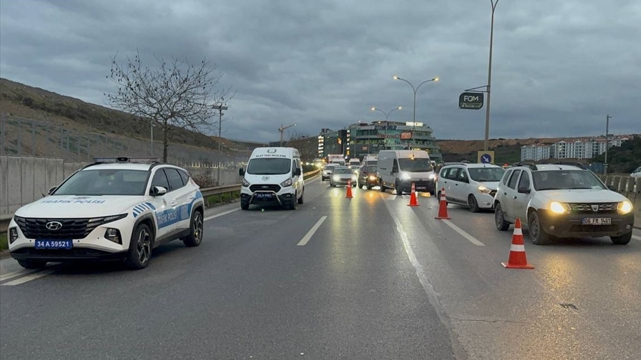 Pendik'te Trafik Kazası: Motosiklet Sürücüsü Hayatını Kaybetti