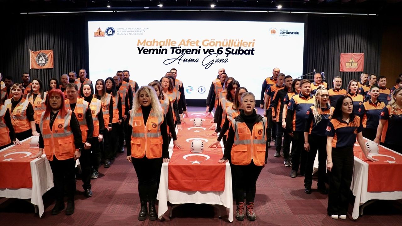 Samsun'da Depremzedeler Anıldı ve Afet Gönüllüleri Yemin Etti