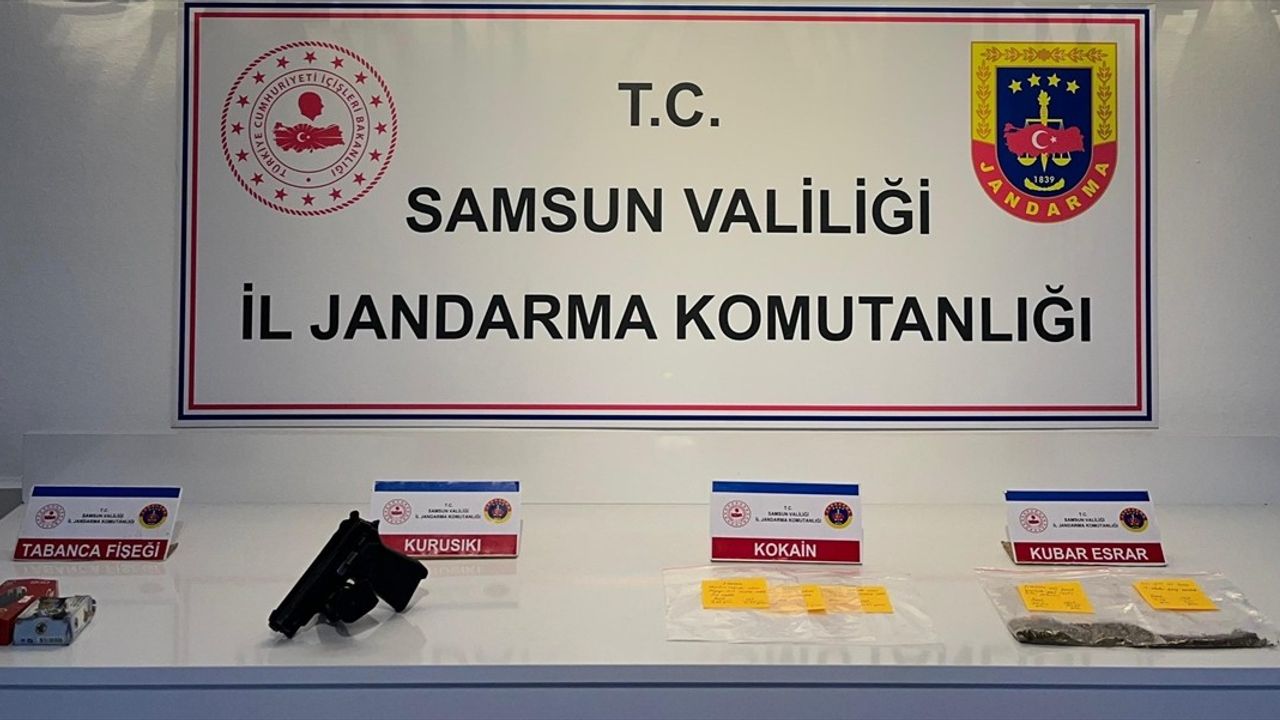 Samsun'da Silah ve Uyuşturucu Operasyonu: İki Şüpheli Yakalandı