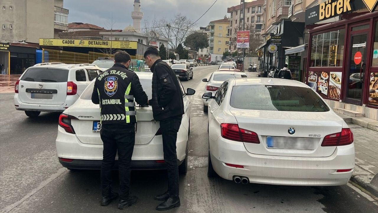 Sancaktepe'de Trafik İhlali: Sürücüye 13 Bin 420 Lira Ceza Kesildi