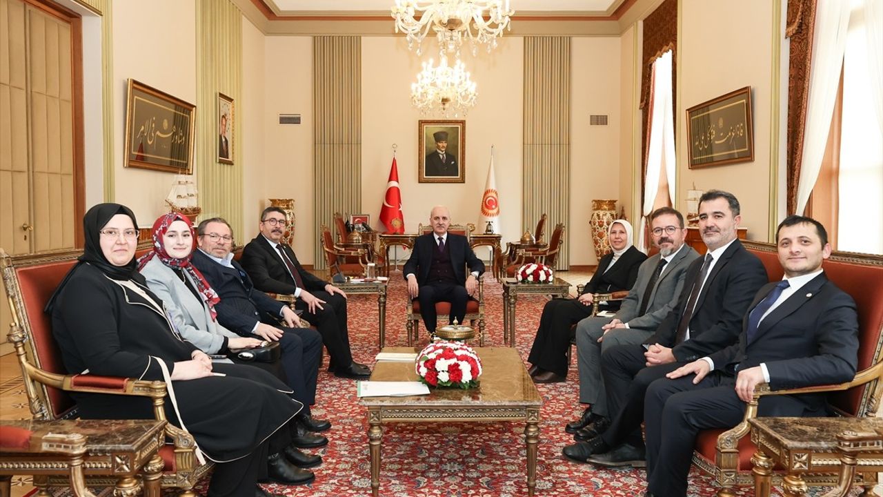 TBMM Başkanı Numan Kurtulmuş, HUDER Genel Başkanı Hasan Oymak'ı Ağırladı