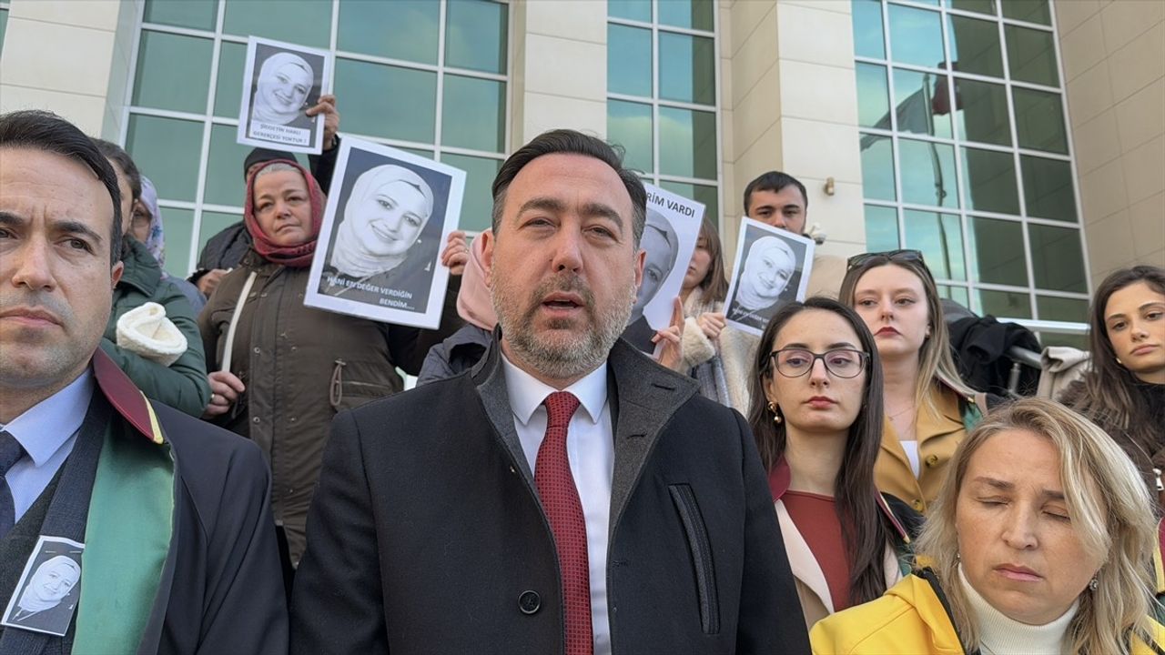 Tekirdağ'da Eşini Darbederek Ölümüne Neden Olduğu İddia Edilen Sanığın Yargılanmasına Başlandı
