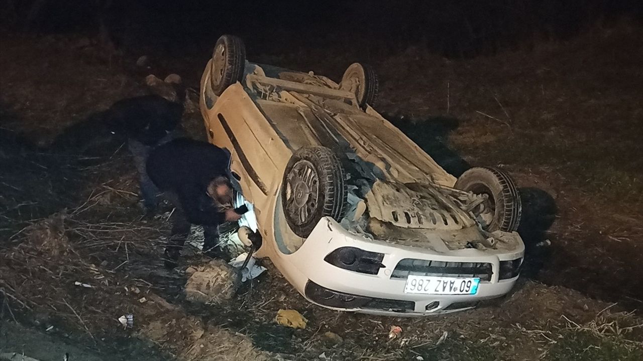 Tokat'ta Devrilen Otomobilde 3 Yaralı